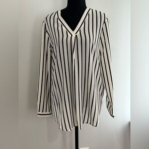 Adrianna Papell L Black and White Striped V-Neck Women's Top 405